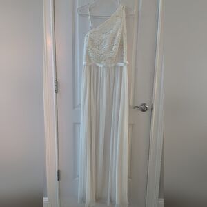 David's Bridal White Lace Dress